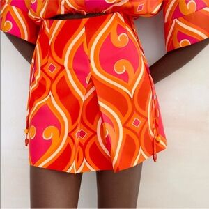Zara geometric print skort